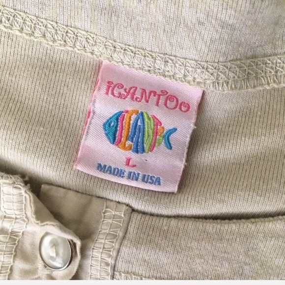 3 for $15 🔴 Cream Seashell Crewneck Cardigan - Picture 7 of 7